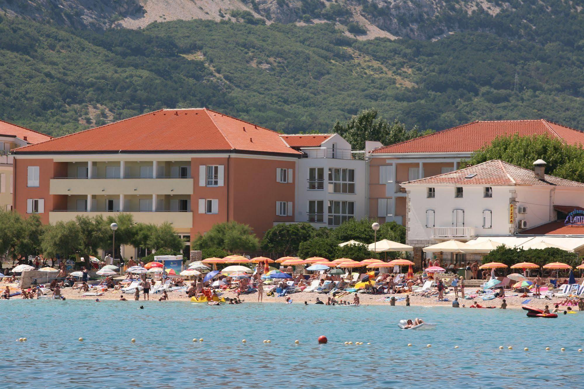 Valamar Villa Adria Baska  Exterior photo